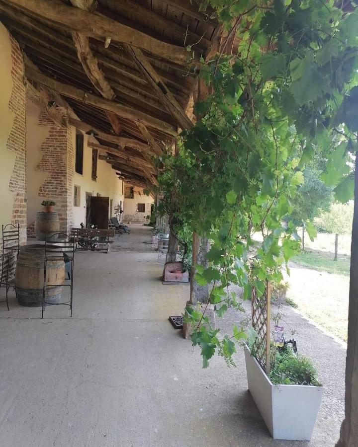 Domaine Des Granges Neuves Hotell Confrançon Eksteriør bilde